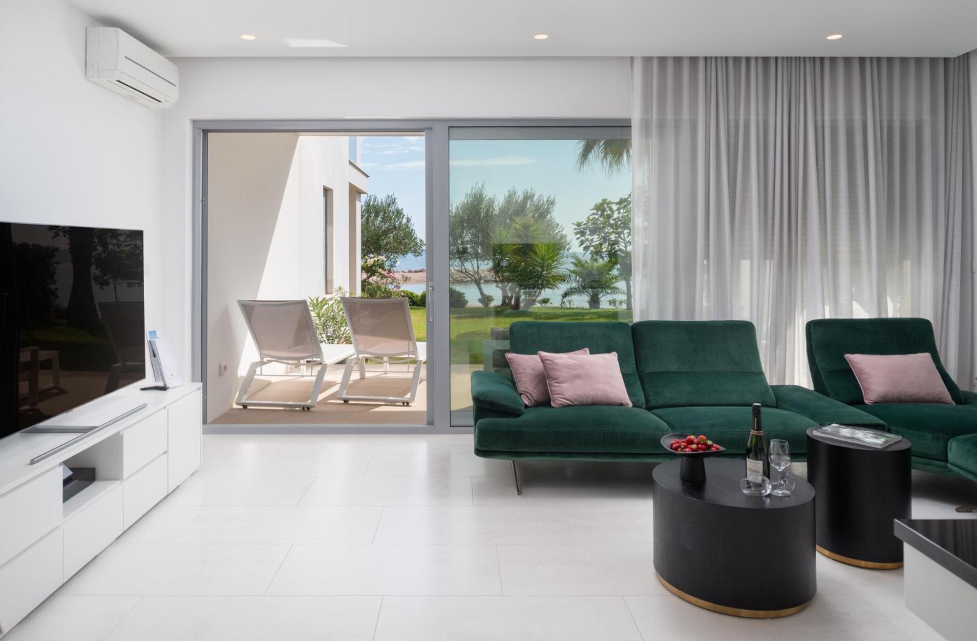 Suncana Villa Sukosan Bagian luar foto